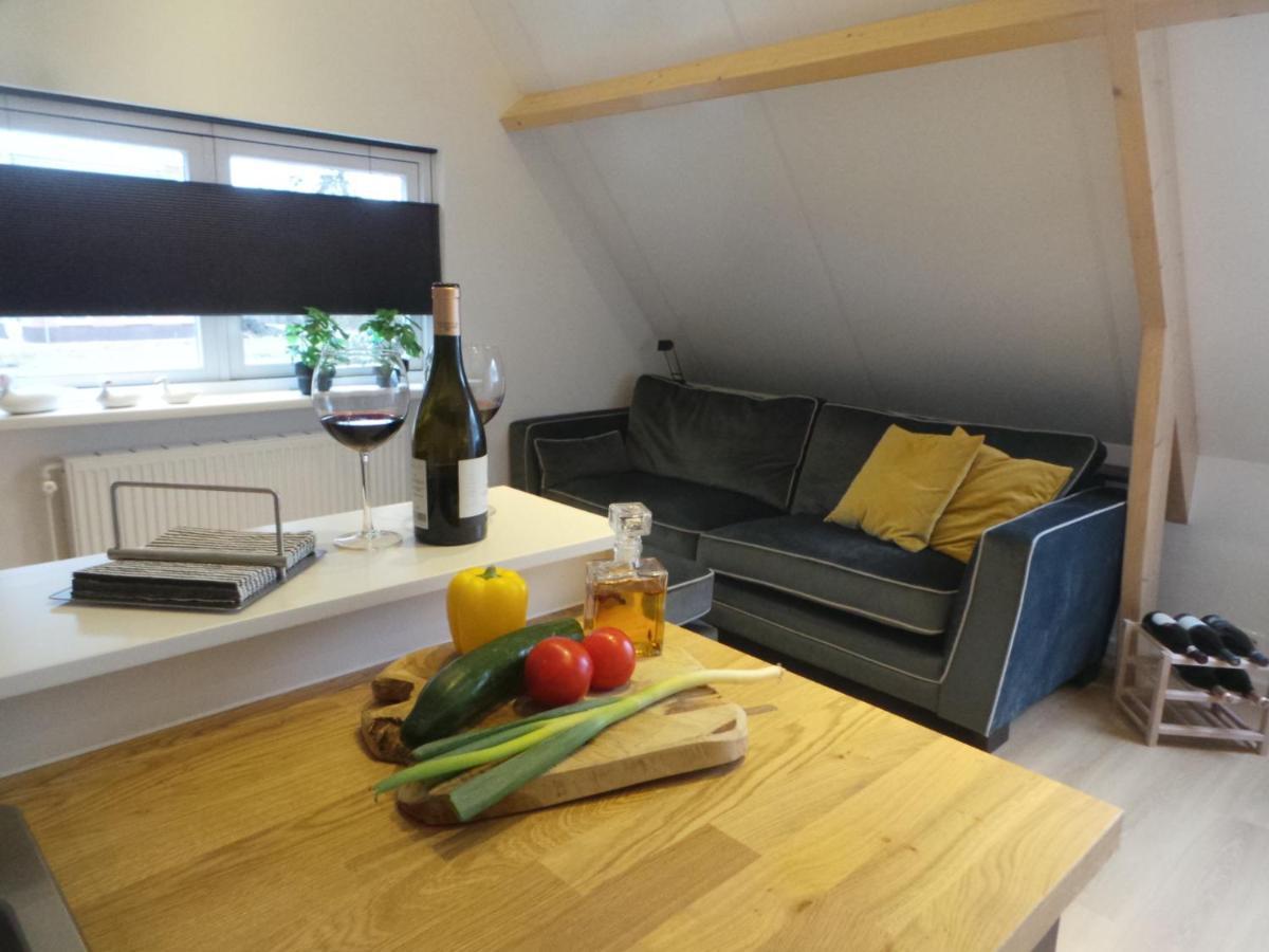 Top Appartement Short Stay In Mooie Omgeving Kortenhoef. エクステリア 写真