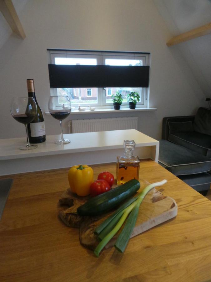 Top Appartement Short Stay In Mooie Omgeving Kortenhoef. エクステリア 写真